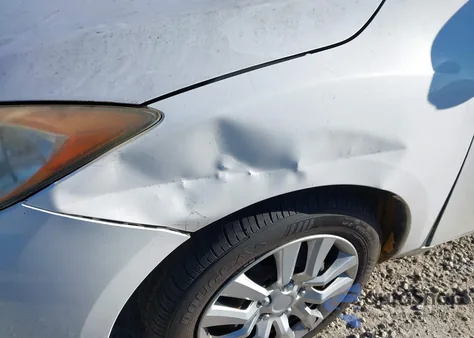 2011 Mazda Mazda3 I Sport z USA, uszkodzony, nr VIN JM1BL1UF2B1903283